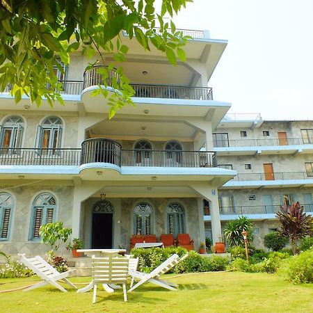 Hotel Greenland Pokhara Exterior photo