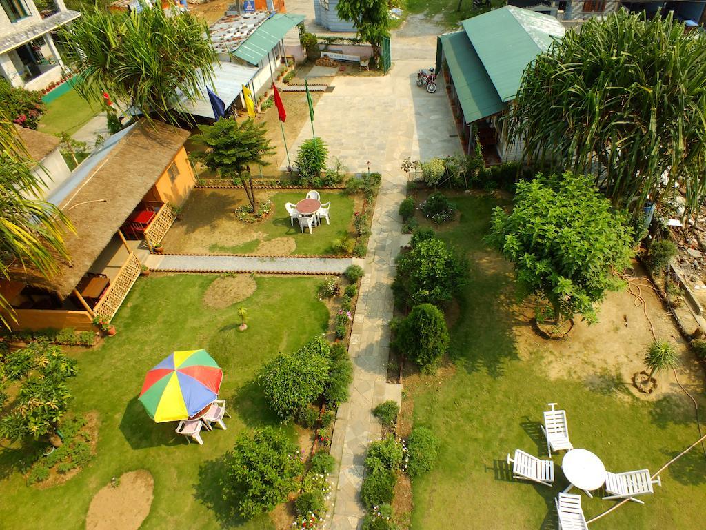 Hotel Greenland Pokhara Exterior photo