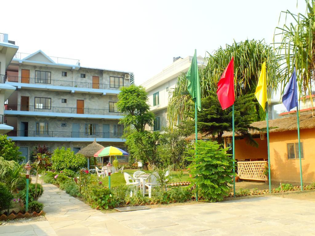 Hotel Greenland Pokhara Exterior photo